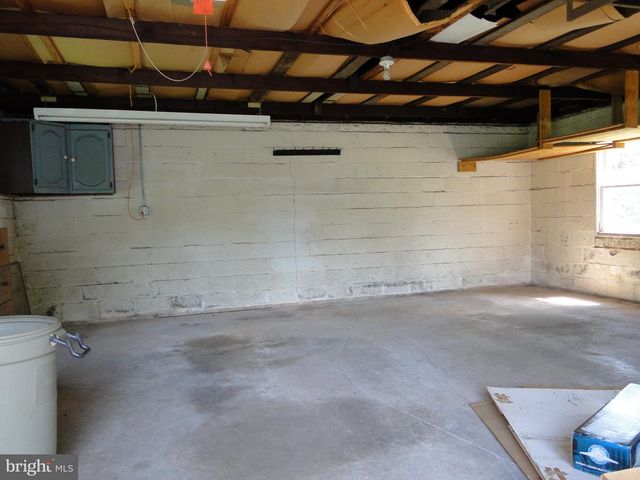 338 E BROAD ST, Trumbauersville, PA 18970