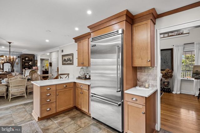 117 BURLINGTON PATH RD, Cream Ridge, NJ 08514