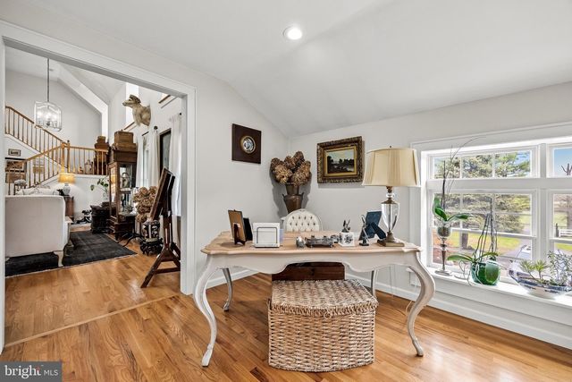 117 BURLINGTON PATH RD, Cream Ridge, NJ 08514