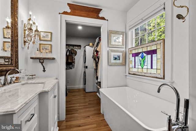 117 BURLINGTON PATH RD, Cream Ridge, NJ 08514