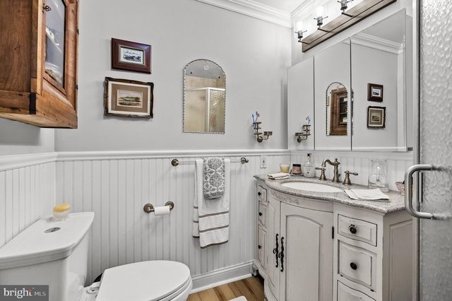 117 BURLINGTON PATH RD, Cream Ridge, NJ 08514