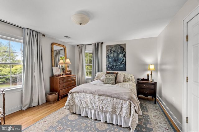 117 BURLINGTON PATH RD, Cream Ridge, NJ 08514