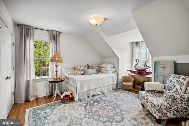 117 BURLINGTON PATH RD, Cream Ridge, NJ 08514