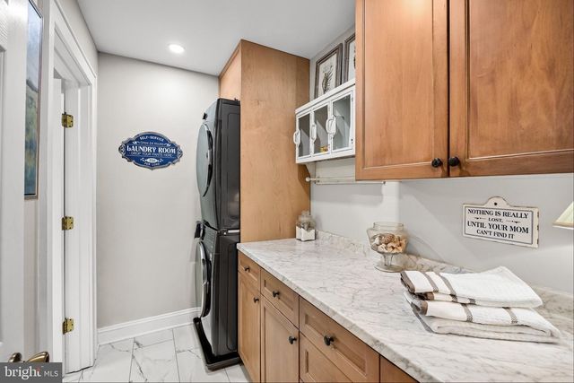 117 BURLINGTON PATH RD, Cream Ridge, NJ 08514