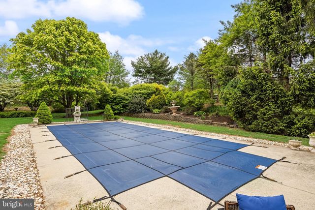 117 BURLINGTON PATH RD, Cream Ridge, NJ 08514
