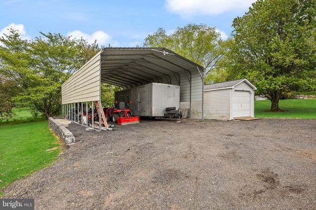 117 BURLINGTON PATH RD, Cream Ridge, NJ 08514
