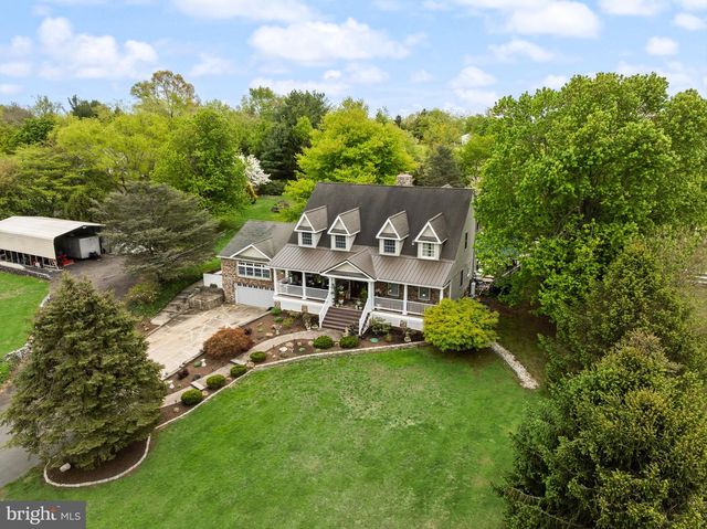 117 BURLINGTON PATH RD, Cream Ridge, NJ 08514