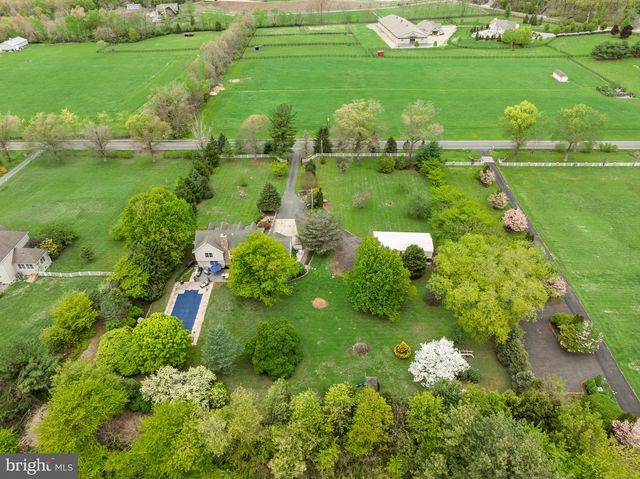 117 BURLINGTON PATH RD, Cream Ridge, NJ 08514
