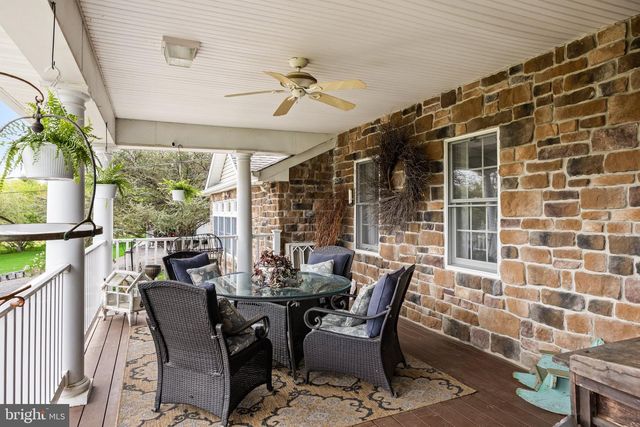 117 BURLINGTON PATH RD, Cream Ridge, NJ 08514