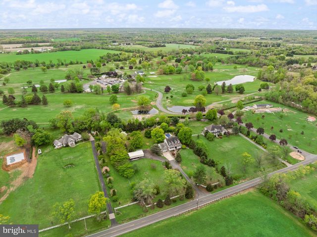 117 BURLINGTON PATH RD, Cream Ridge, NJ 08514