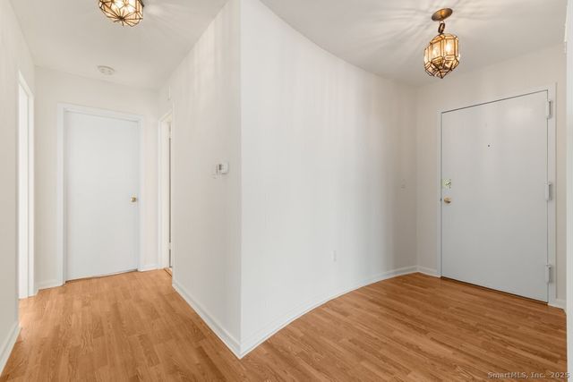 3200 Park Avenue 11E2, Bridgeport, CT 06604