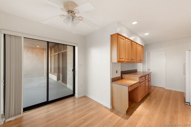 3200 Park Avenue 11E2, Bridgeport, CT 06604