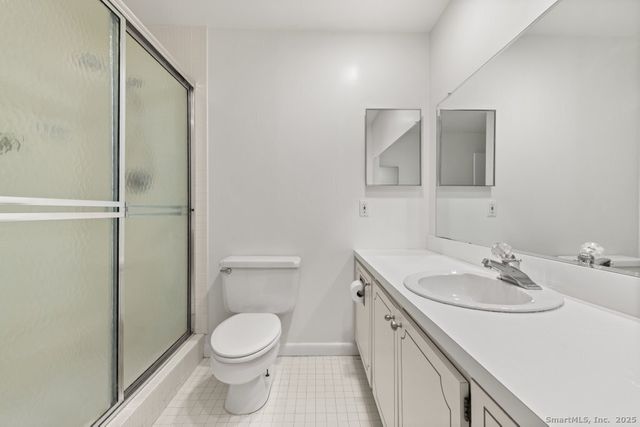 3200 Park Avenue 11E2, Bridgeport, CT 06604