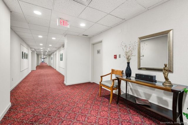 3200 Park Avenue 11E2, Bridgeport, CT 06604