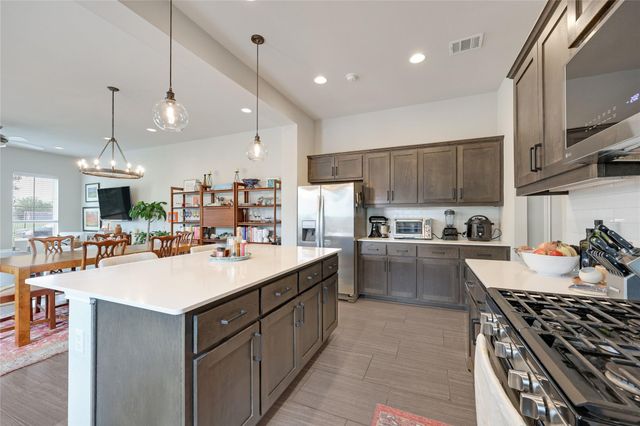 1615 Lawrence ST, Austin, TX 78741