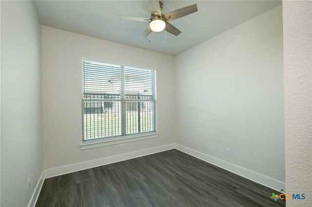 1300 W Black Locust Dr 202, Pflugerville, TX 78660