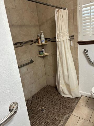 911 SW 2nd Street, Moore, OK 73160