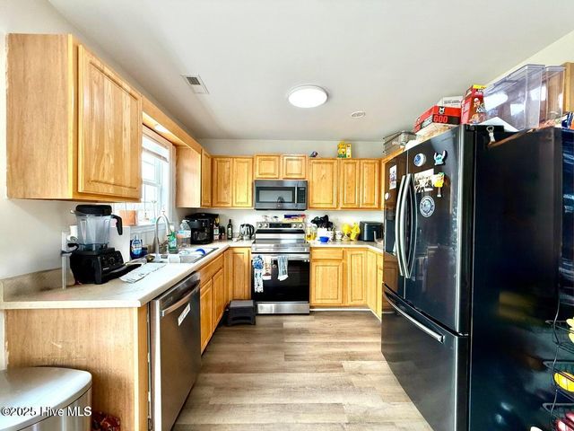 7317 Woodhall Drive, Wilmington, NC 28411