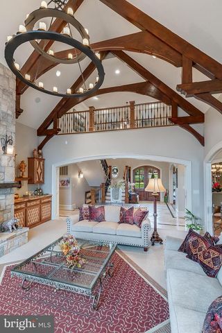 22665 CREIGHTON FARMS DR, Leesburg, VA 20175