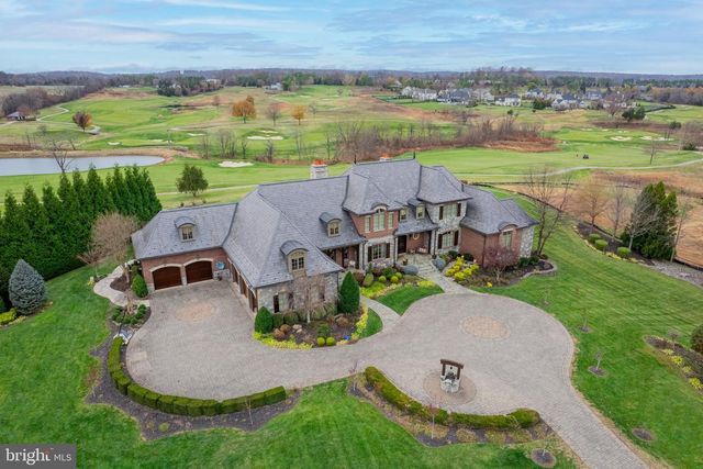 22665 CREIGHTON FARMS DR, Leesburg, VA 20175