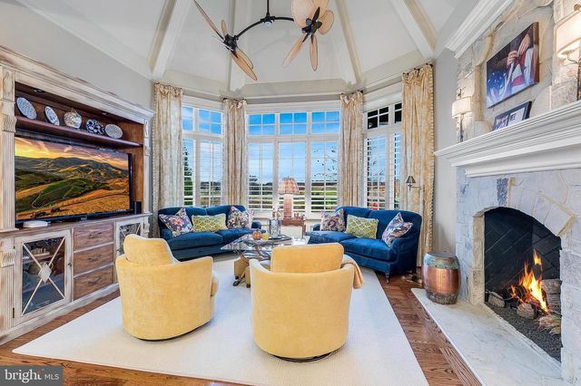 22665 CREIGHTON FARMS DR, Leesburg, VA 20175