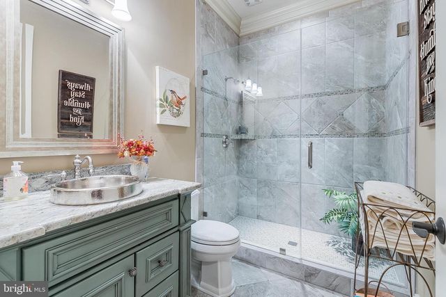 22665 CREIGHTON FARMS DR, Leesburg, VA 20175