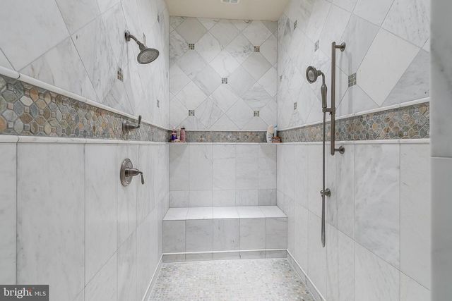 22665 CREIGHTON FARMS DR, Leesburg, VA 20175