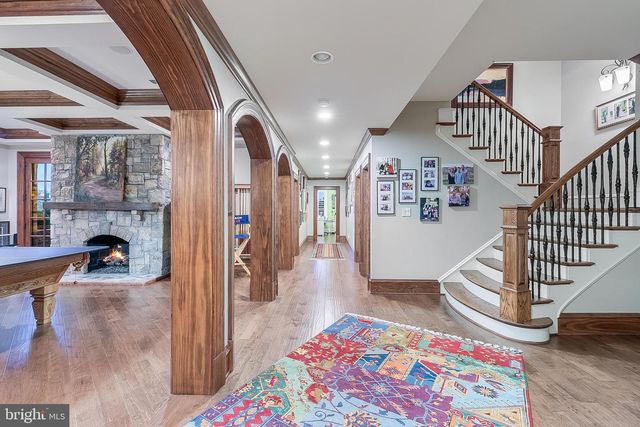 22665 CREIGHTON FARMS DR, Leesburg, VA 20175