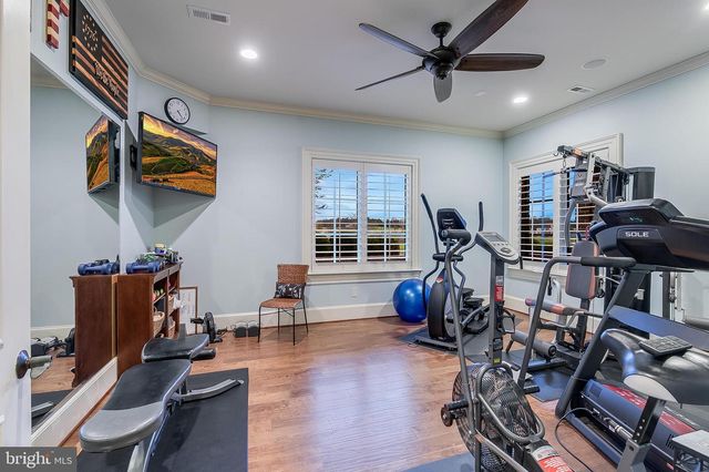 22665 CREIGHTON FARMS DR, Leesburg, VA 20175