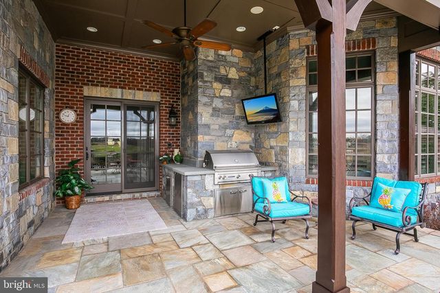 22665 CREIGHTON FARMS DR, Leesburg, VA 20175