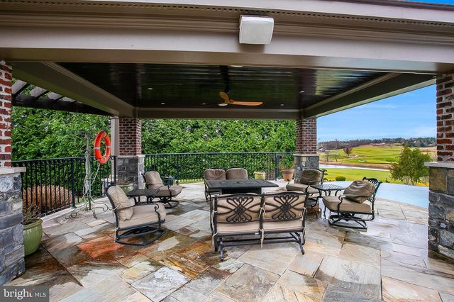 22665 CREIGHTON FARMS DR, Leesburg, VA 20175