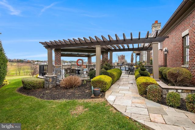 22665 CREIGHTON FARMS DR, Leesburg, VA 20175