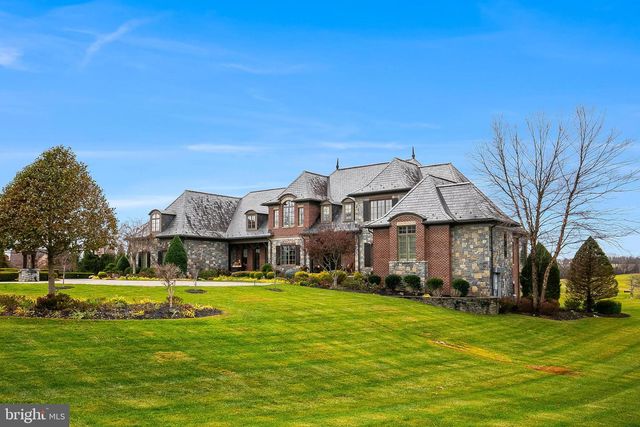 22665 CREIGHTON FARMS DR, Leesburg, VA 20175