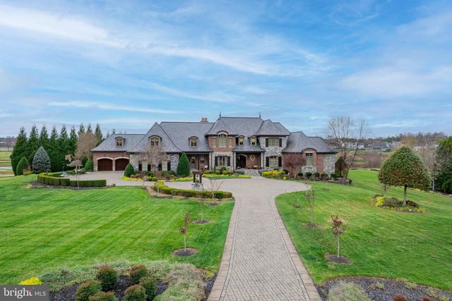 22665 CREIGHTON FARMS DR, Leesburg, VA 20175