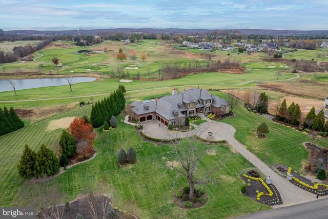 22665 CREIGHTON FARMS DR, Leesburg, VA 20175