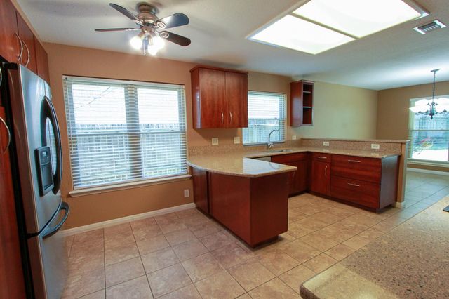 10705 Doering LN, Austin, TX 78750