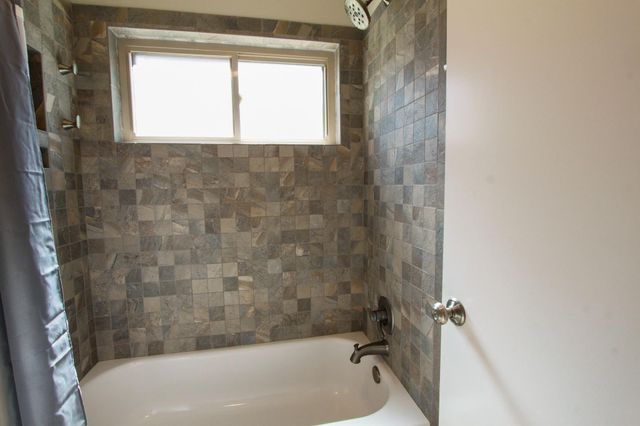 10705 Doering LN, Austin, TX 78750