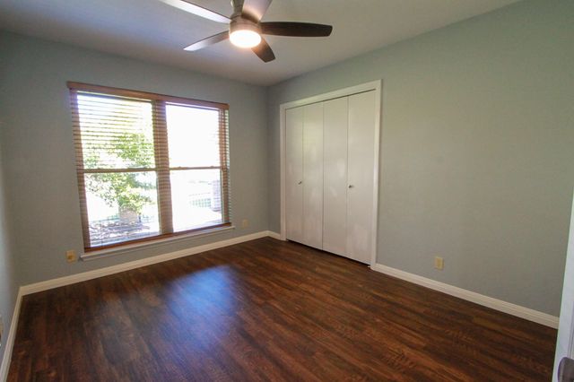 10705 Doering LN, Austin, TX 78750