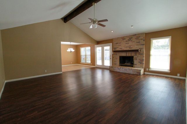 10705 Doering LN, Austin, TX 78750