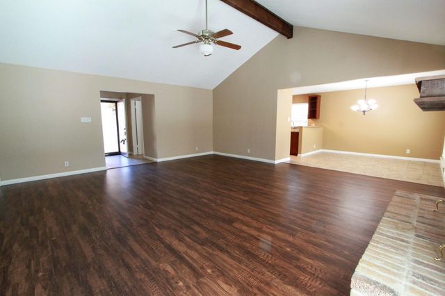 10705 Doering LN, Austin, TX 78750