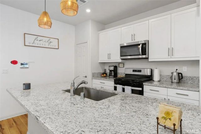 26852 Red Dr., Menifee, CA 92585