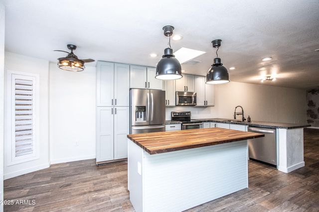 1318 E COBB Drive, Tempe, AZ 85288