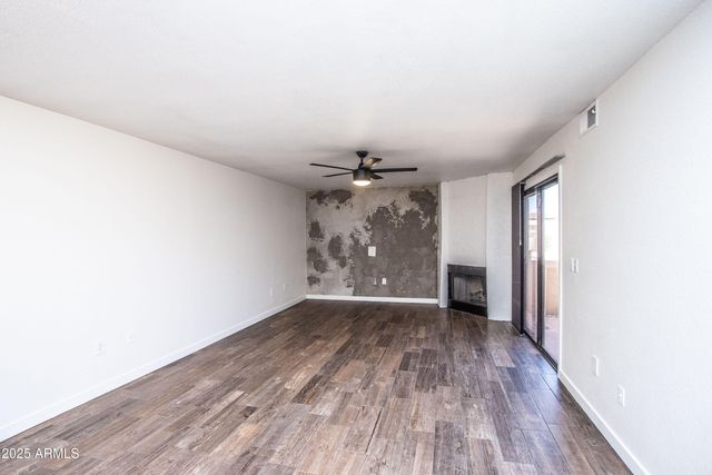 1318 E COBB Drive, Tempe, AZ 85288