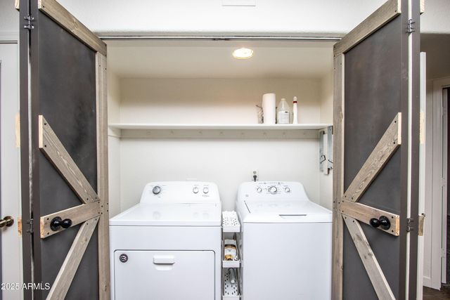 1318 E COBB Drive, Tempe, AZ 85288