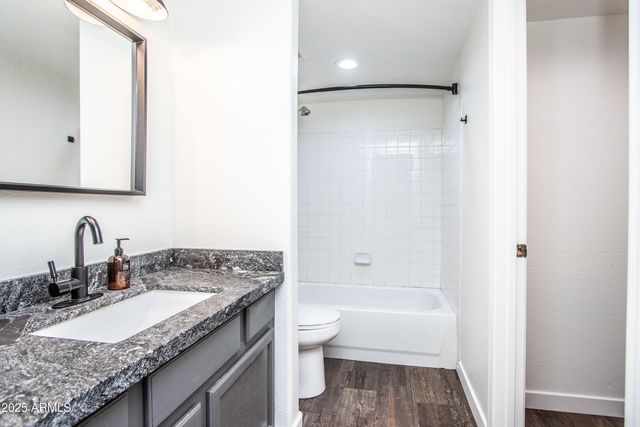 1318 E COBB Drive, Tempe, AZ 85288