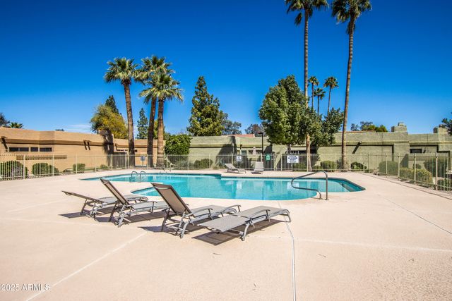 1318 E COBB Drive, Tempe, AZ 85288