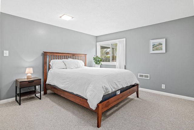 9055 Johnson Avenue S, Bloomington, MN 55437