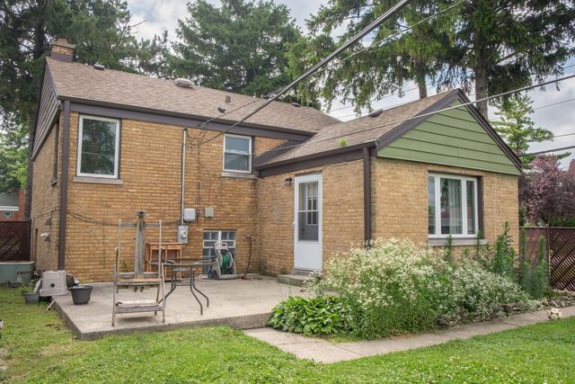 4044 Oak Park Avenue, Stickney, IL 60402