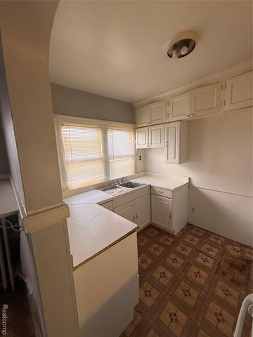 4324 W Buena Vista Street, Detroit, MI 48238