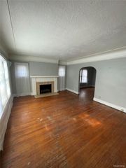 4324 W Buena Vista Street, Detroit, MI 48238